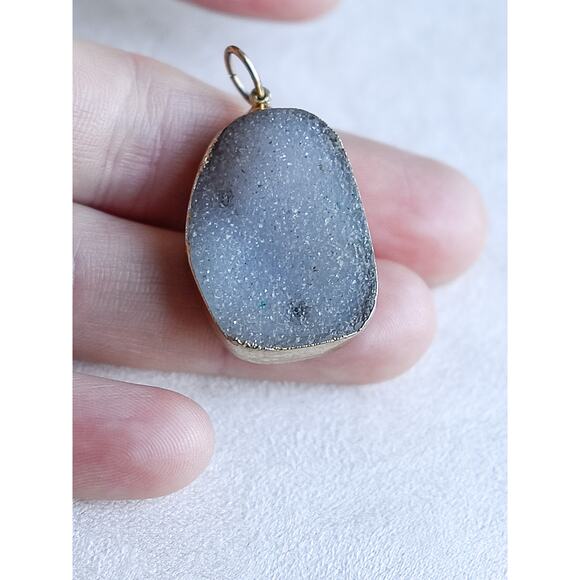 Gray Druzy Crystal Pendant Gold Tone Bezel Boho Spiritual Natural Stone Jewelry - Picture 1 of 6